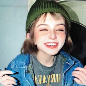 Meet your Posher, Catherine